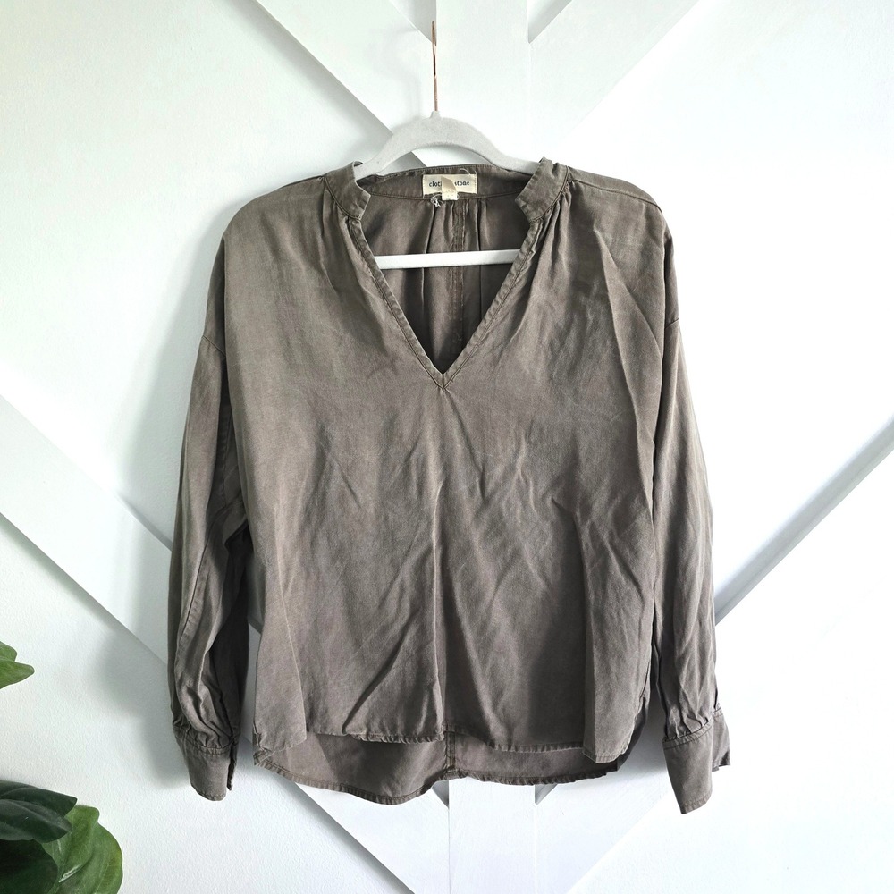 Cloth & Stone Top Women XS Gray Tencel V-Neck Long Sleeve